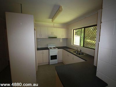 10 Meeroo Street, Kuranda