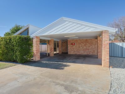 4 Coonawarra Close, Mildura