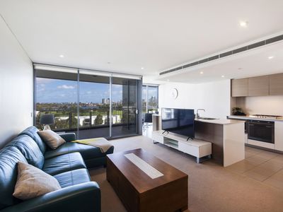 701 / 96 Bow River Crescent, Burswood
