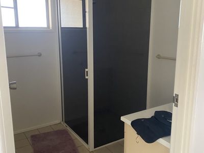 24 Burton St, Midge Point