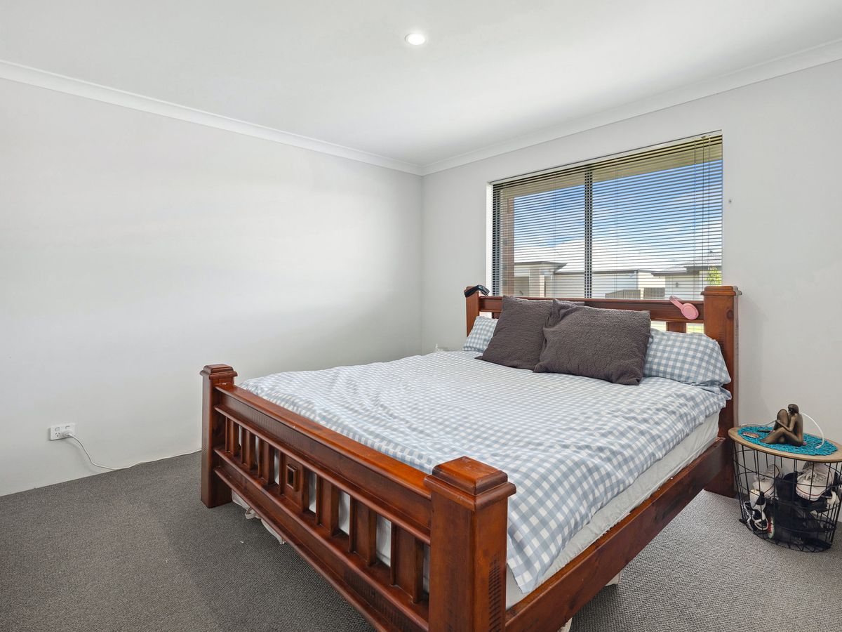 13 Starapple Chase, Upper Swan