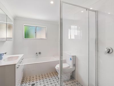 2 Sixth Avenue, Toukley