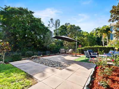 513 / 66 Sickle Avenue, Hope Island