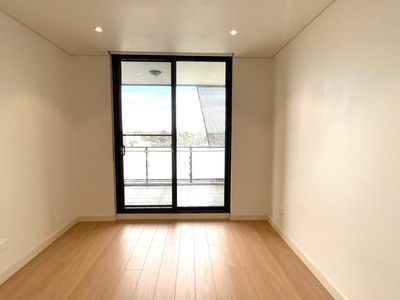 1002 / 3 Nipper Street, Homebush