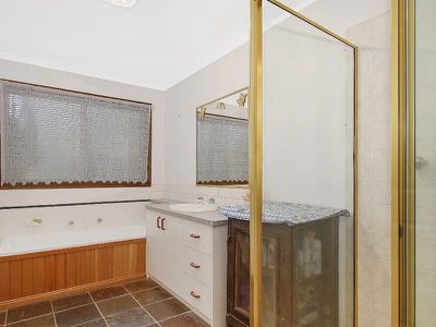 5 Jackson Dr, West Wodonga