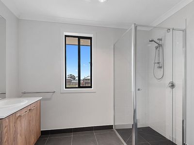 3 Queensbridge Avenue, Tarneit