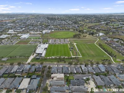 53 Orbis Avenue, Fraser Rise