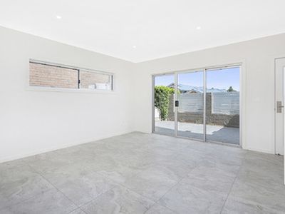 1 / 28 Lord Howe Avenue, Shell Cove