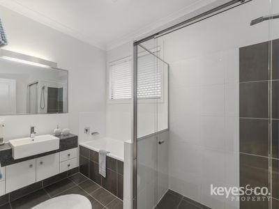 87 Springbrook Parade, Idalia