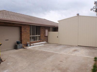 2 / 116 George Street, St Albans