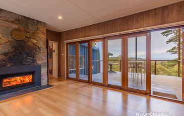 9 Armstrong Road, Beaconsfield Upper
