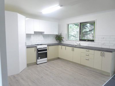 24 Hanley Cres, Seymour