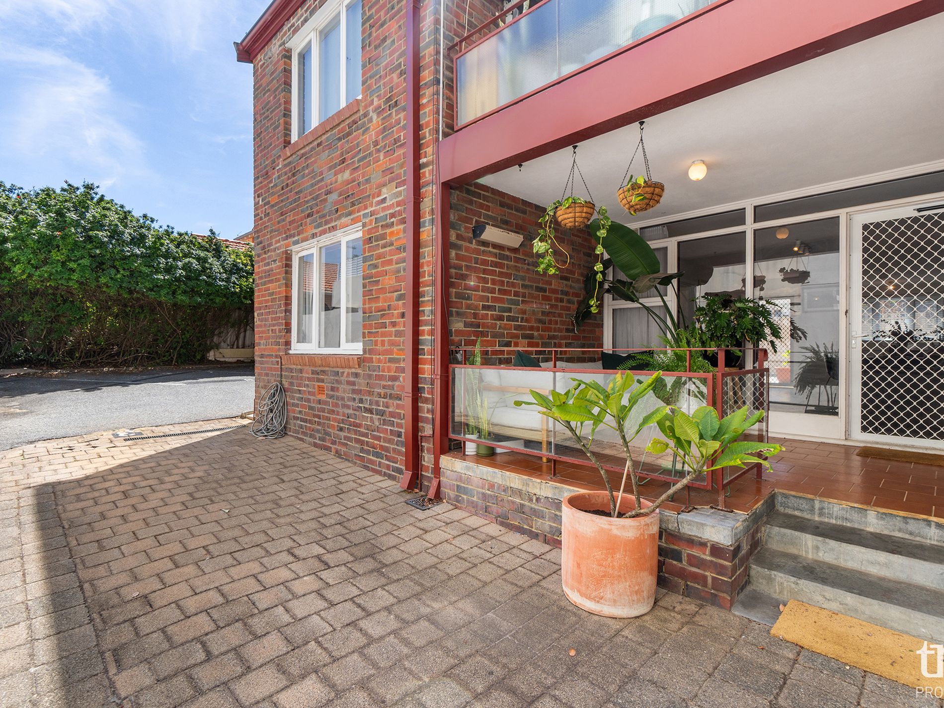 6 / 93 Stirling Highway, Nedlands