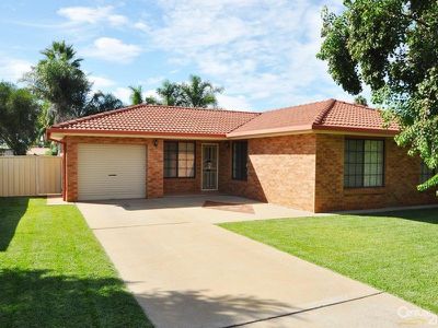 4 Hellyer Court, Dubbo