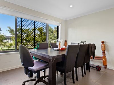 1 / 14 Azure Way, Coomera