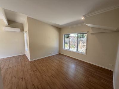 2 / 7 Trewheela Avenue, Manifold Heights