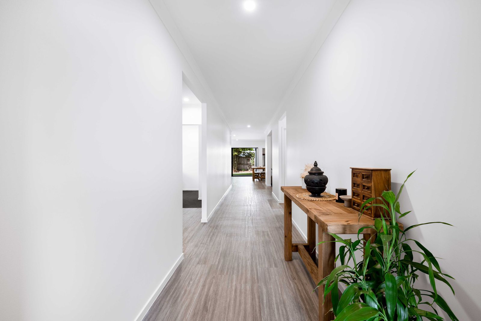 Photo 11 of 17, 68 Berry Terrace, Baringa
