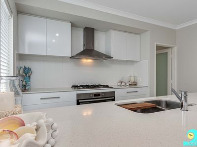 30 Seaside Avenue, Yanchep