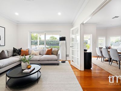 1 Grove End Ridge, Mount Claremont