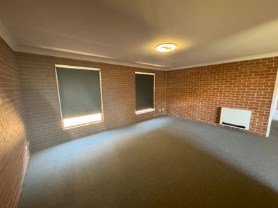 1 / 119A William Street, Bathurst