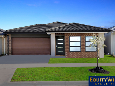 48 Communal Road, Wyndham Vale