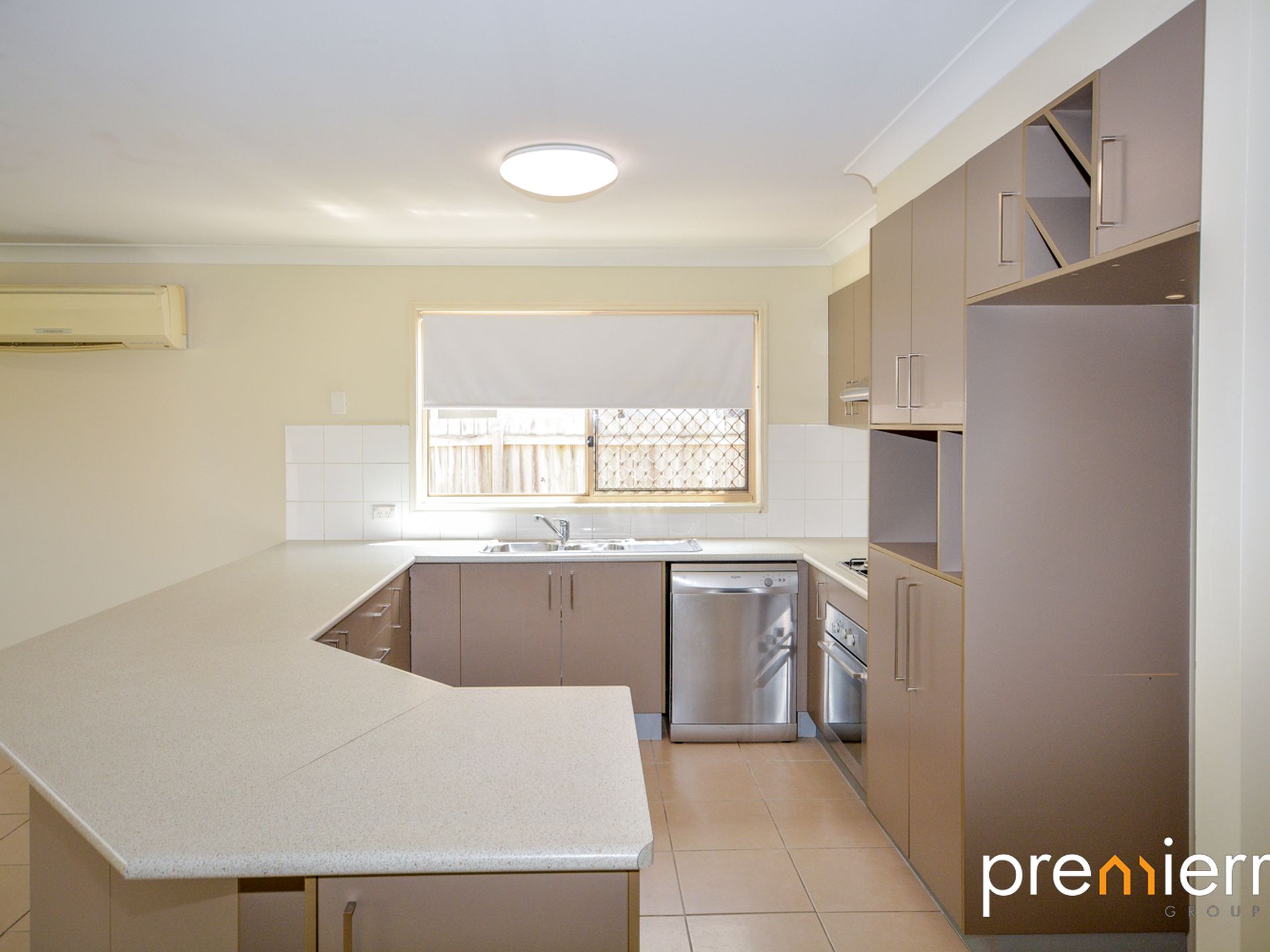 19 Doorey Street, One Mile