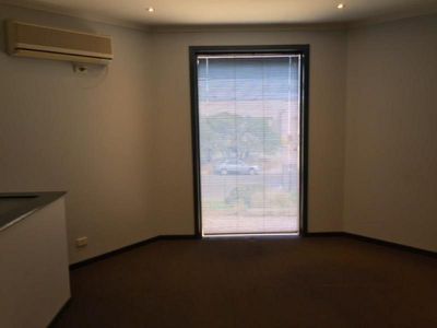 2/8-10 Lentini Street, Hoppers Crossing