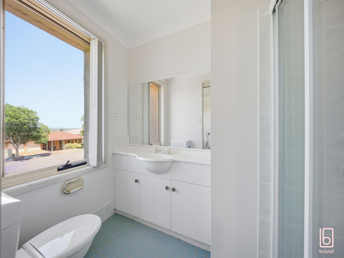 111 Roper Road, Blue Haven