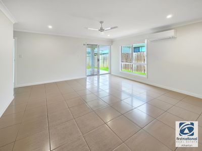 27 Turner Avenue, Atherton