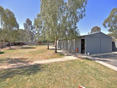 11 Hakea Road, Huntly