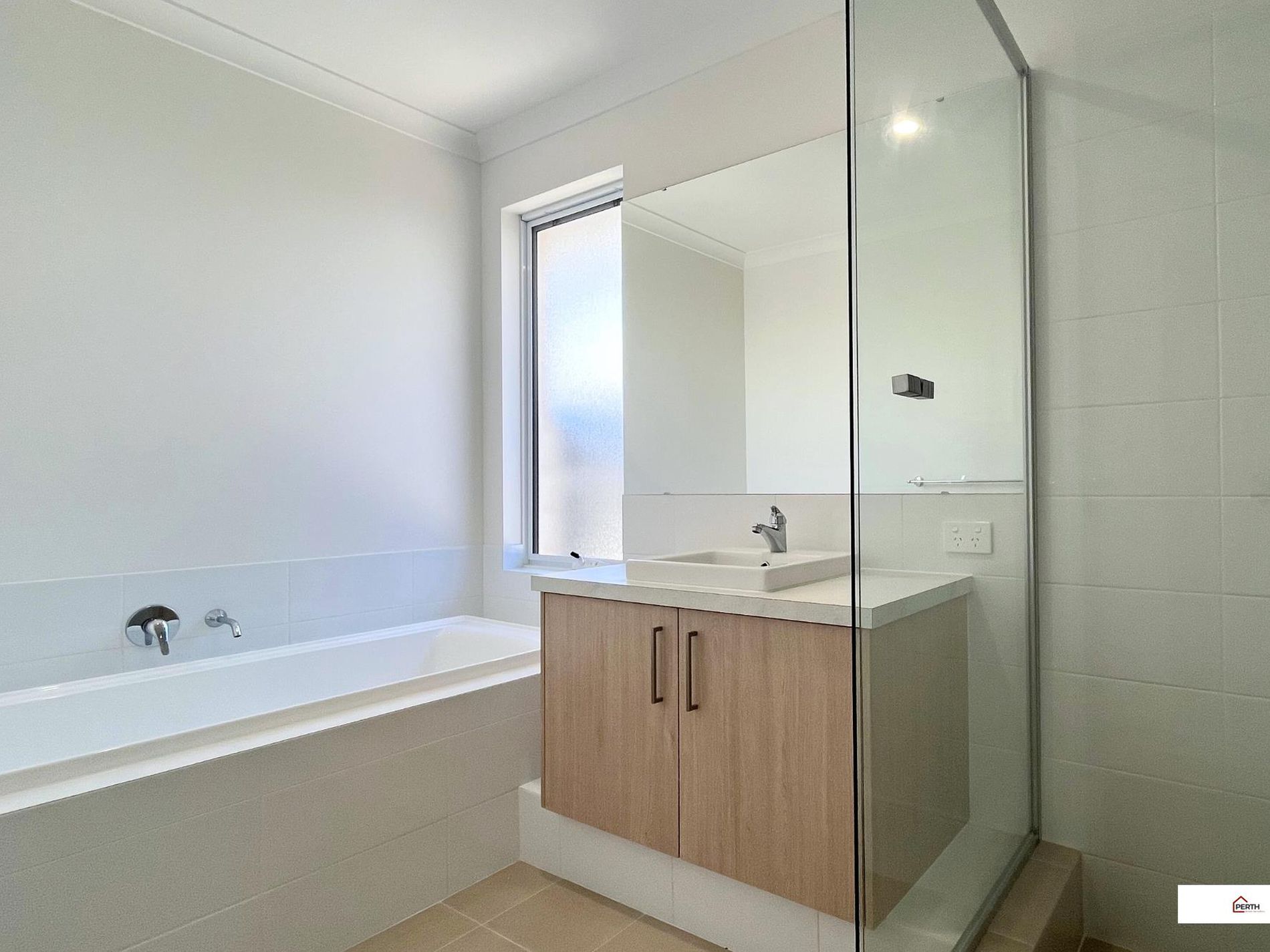 9 Capitola Way, Madora Bay