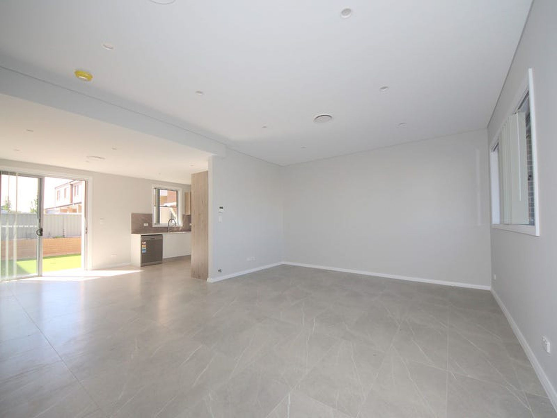 1 / 13-15 Kirkham Road, Auburn