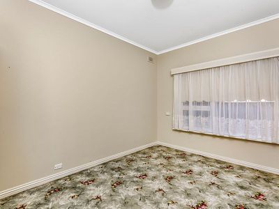 3 White Street, Millicent