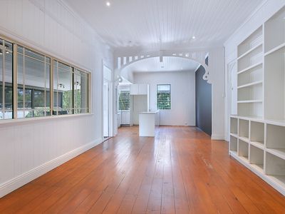 160 Junction Road, Morningside