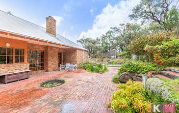 24 Sugarloaf Road, Beaconsfield Upper