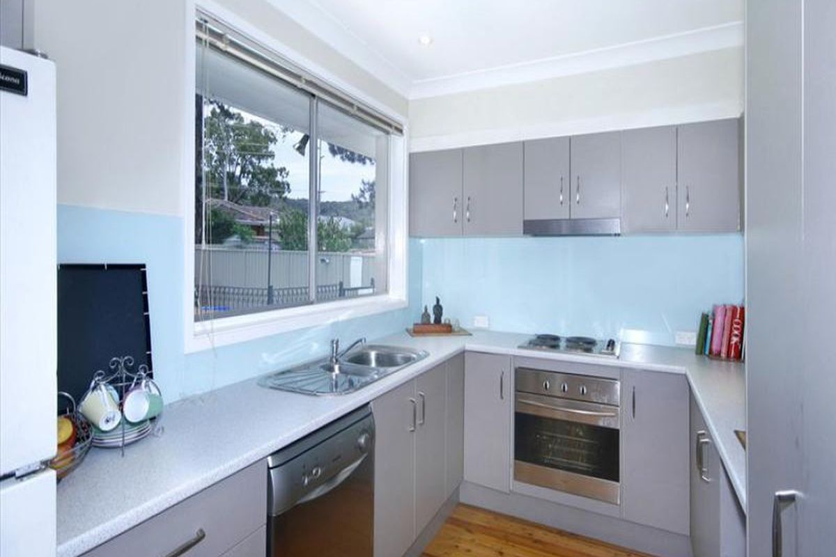 7 Bayline Drive, Point Clare
