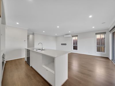 44 Greenmont Road, Wyndham Vale