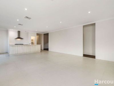 27 Lookout Drive, Yanchep