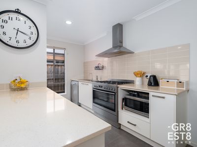 14 RED CAP DRIVE, Cranbourne West