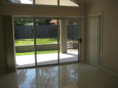 1 / 74 Darley St, Shellharbour