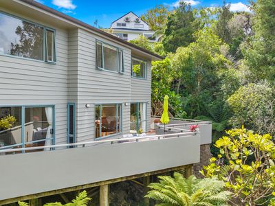 140 Chelsea View Drive, Chatswood