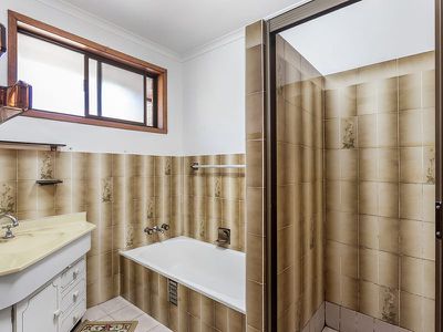 3 Reka Way, Ocean Shores