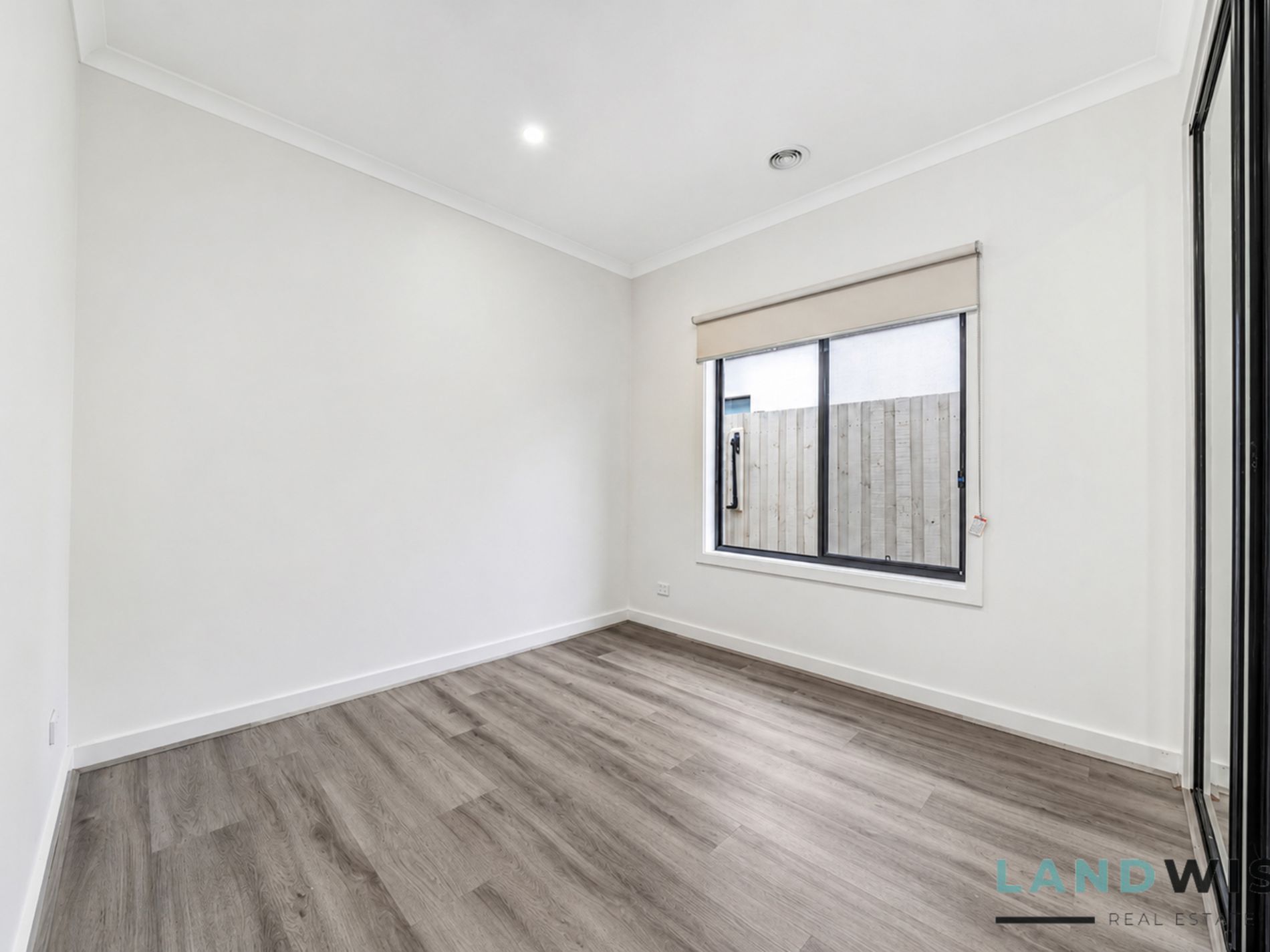 17 Isaacs Street, Deanside