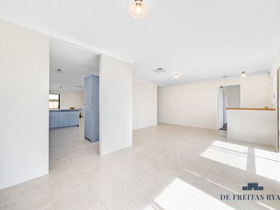 22 Tamarisk Drive, Halls Head