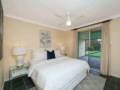 99 Queens Road, South Guildford
