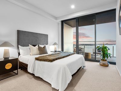 3403 / 99 Mill Point Road, South Perth