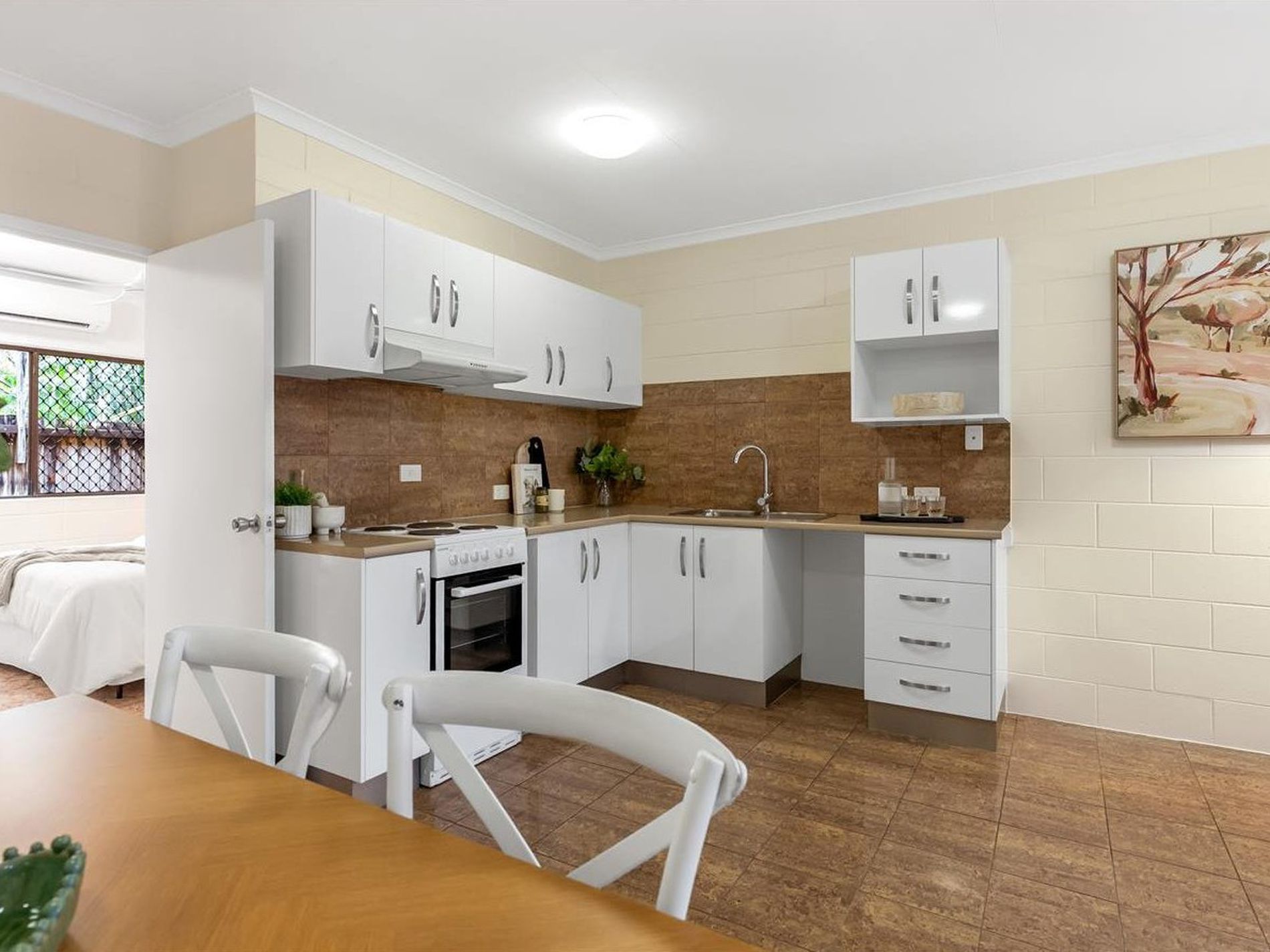 18 / 439-443 Severin Street, Manunda