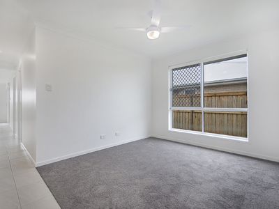 4 Octagonal Crescent, Beaudesert