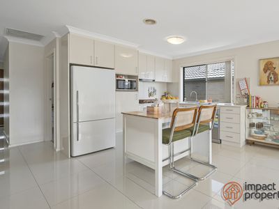 52 Lawrenson Circuit, Jacka