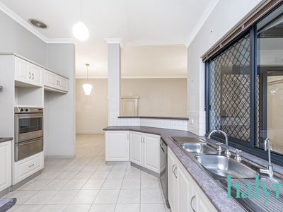 1B Canna Way, Ardross